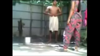 Desi Indian xnxx couple fucking on outdoor