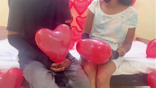 Indian Desi Enjoy Valentine Day With Her Boyfriend Video