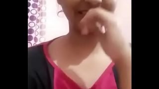 Indian school girl showing boobs to her boyfriend Video