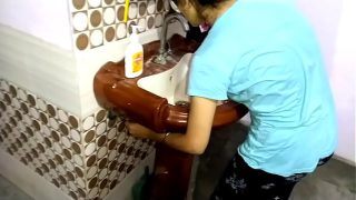 Orissa maid sucking desi cock Video