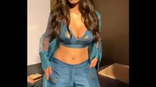 Super Cute Cleavage Video