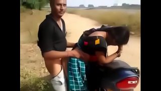 Tamil couple having pussy fuck by the road while friend films